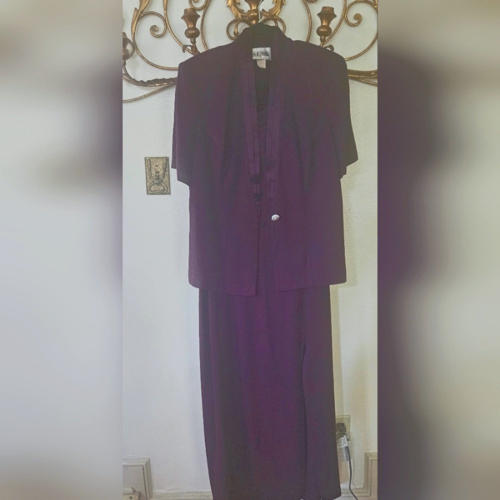 S. L. Fashions Women's